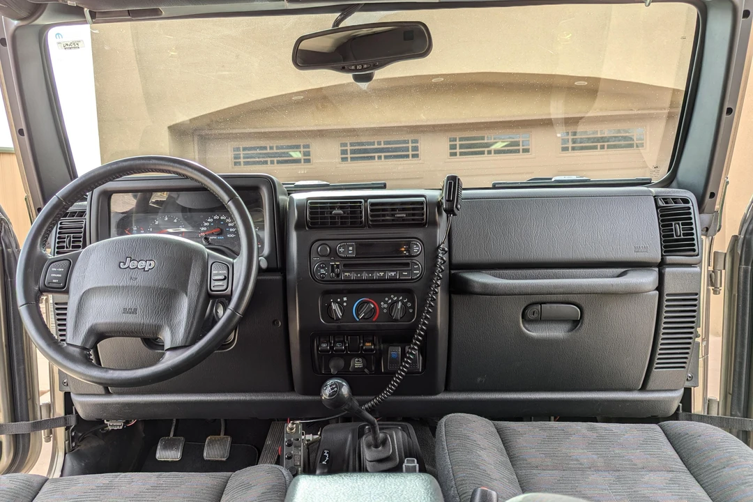 2004 Jeep TJ Wrangler - Image 26 of 31