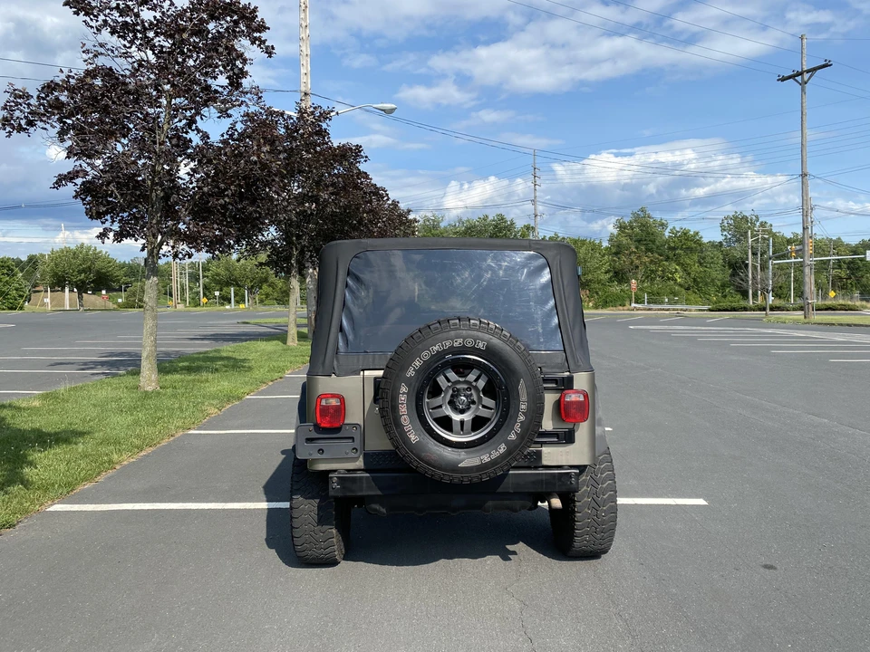 2004 Jeep TJ Wrangler - Image 21 of 31