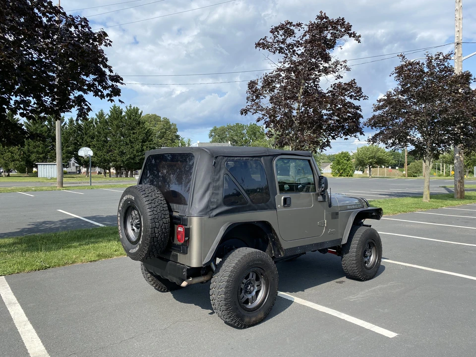2004 Jeep TJ Wrangler - Image 23 of 31