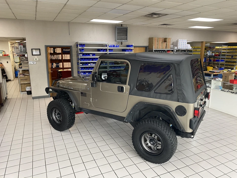 2004 Jeep TJ Wrangler - Image 10 of 31