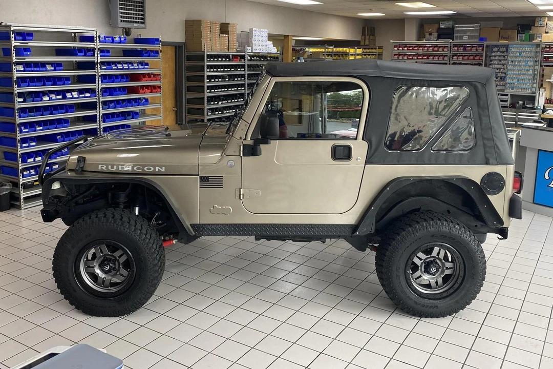2004 Jeep TJ Wrangler - Image 3 of 31