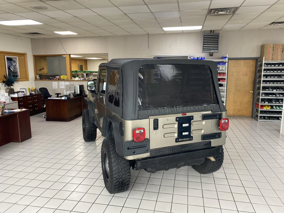 2004 Jeep TJ Wrangler - Image 11 of 31