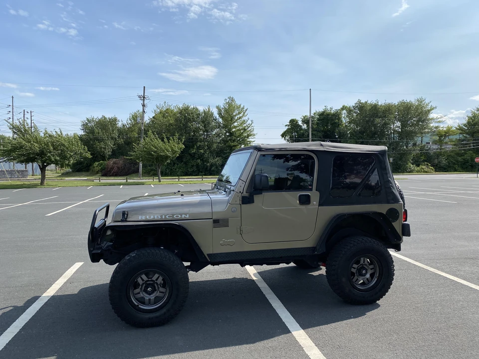 2004 Jeep TJ Wrangler - Image 17 of 31
