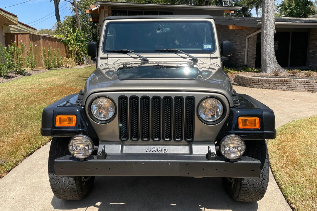2004 Jeep TJ Wrangler - Image 2 of 31