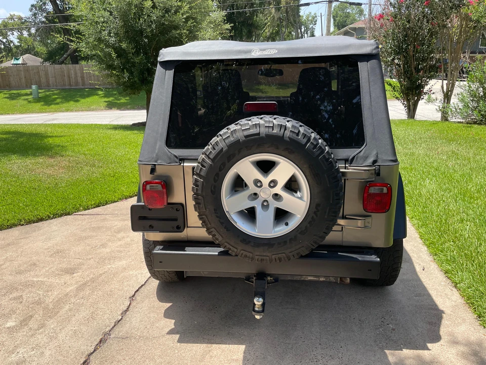 2004 Jeep TJ Wrangler - Image 15 of 31
