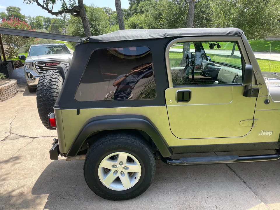 2004 Jeep TJ Wrangler - Image 25 of 31