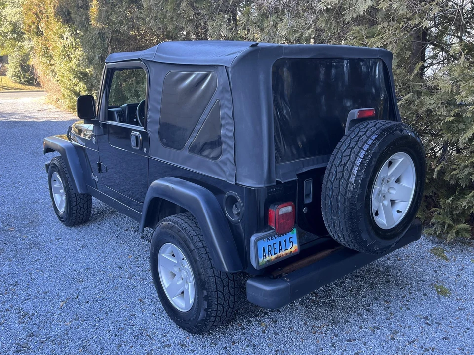 2004 Jeep TJ Wrangler - Image 17 of 31