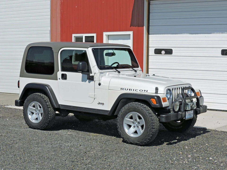 2004 Jeep TJ Wrangler - Image 2 of 31