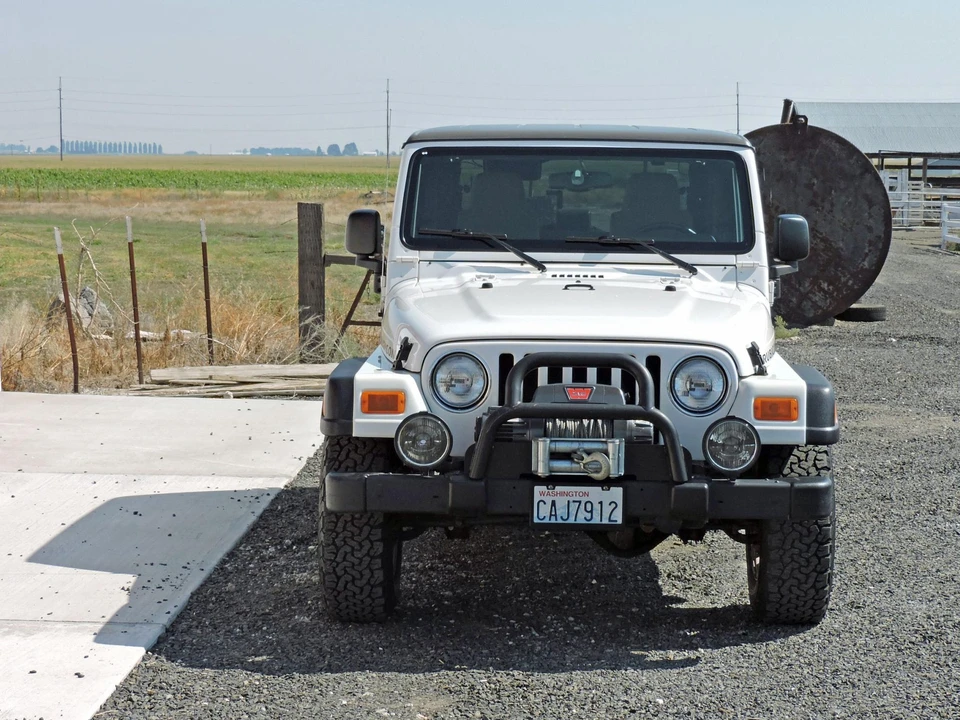 2004 Jeep TJ Wrangler - Image 13 of 31