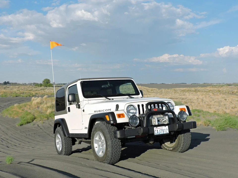 2004 Jeep TJ Wrangler - Image 24 of 31