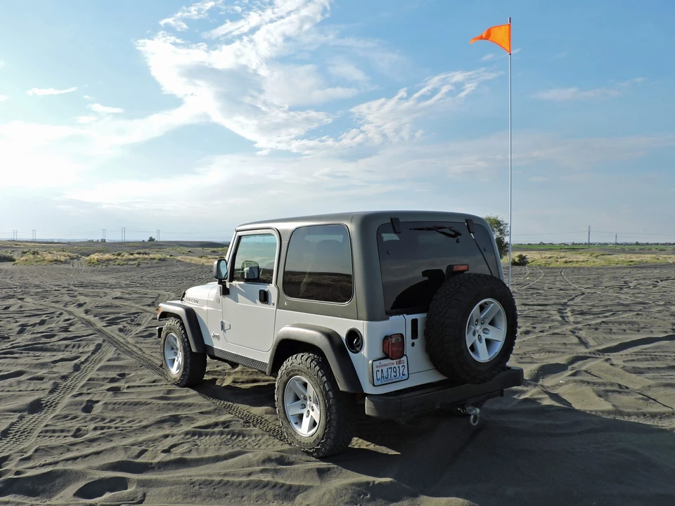 2004 Jeep TJ Wrangler - Image 26 of 31