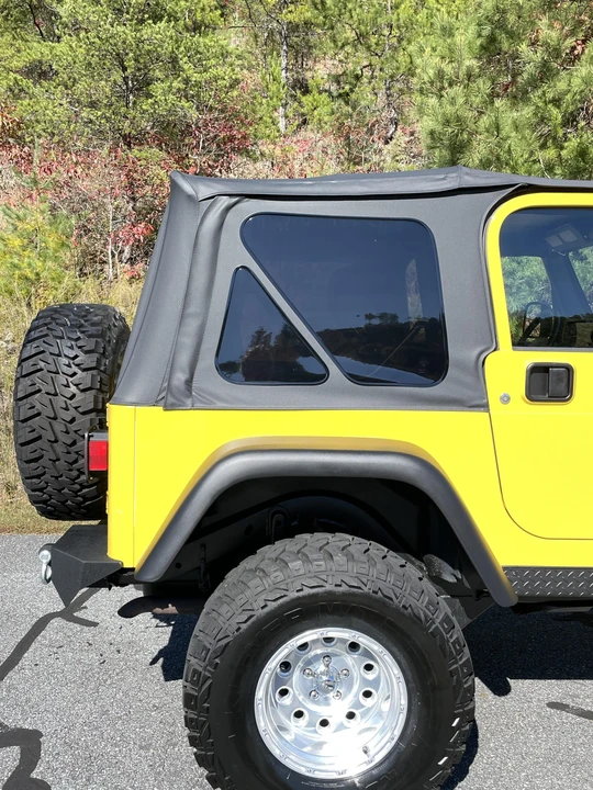 2004 Jeep TJ Wrangler - Image 25 of 31