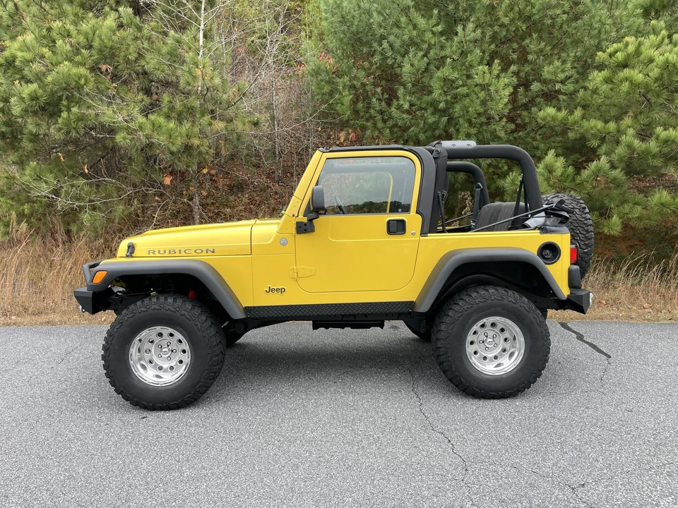 2004 Jeep TJ Wrangler - Image 20 of 31