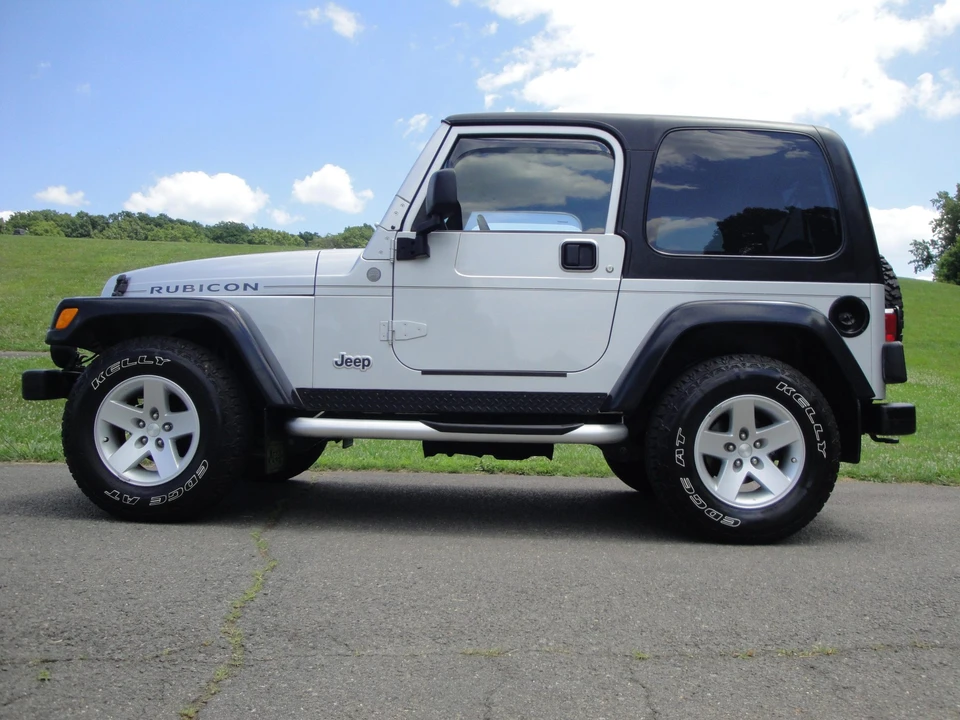 2004 Jeep TJ Wrangler - Image 25 of 31