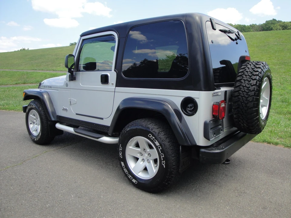 2004 Jeep TJ Wrangler - Image 21 of 31
