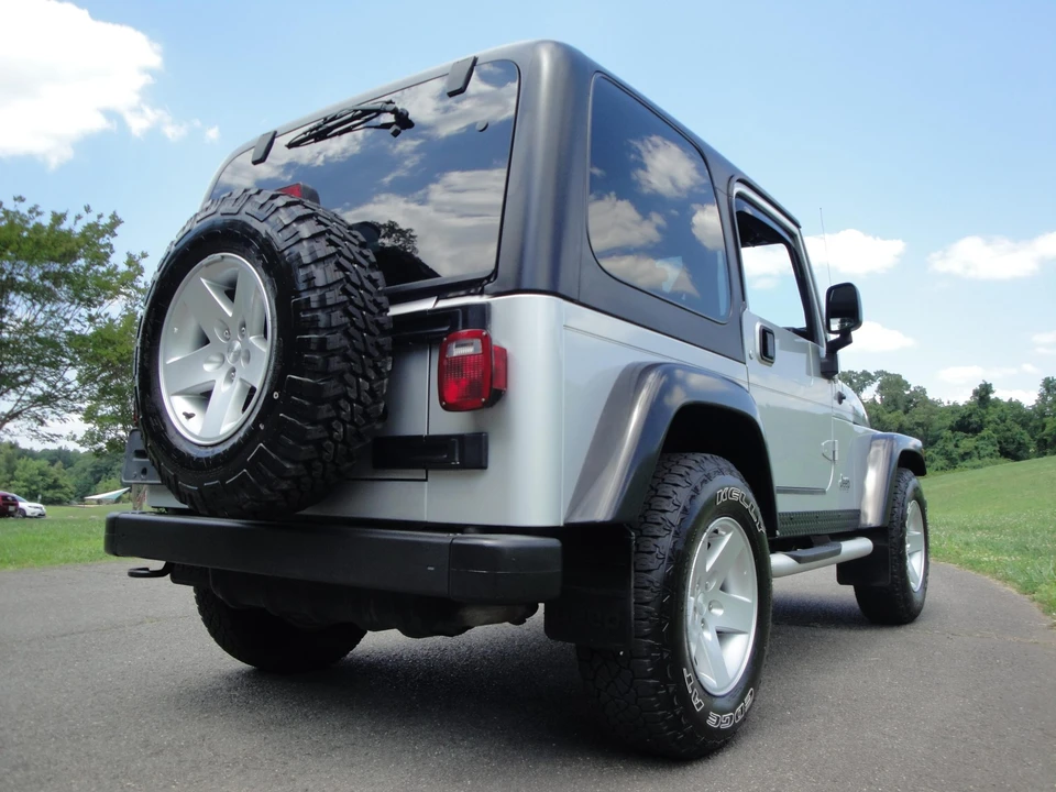 2004 Jeep TJ Wrangler - Image 18 of 31