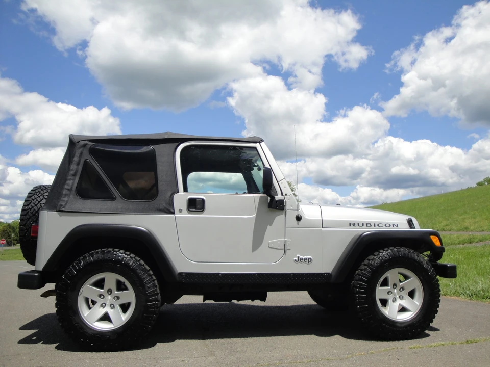 2004 Jeep TJ Wrangler - Image 10 of 31