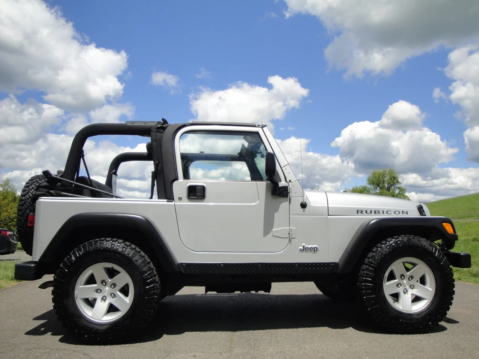 2004 Jeep TJ Wrangler - Image 25 of 31