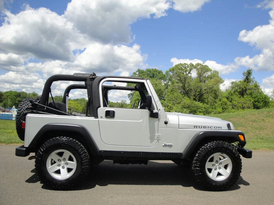 2004 Jeep TJ Wrangler - Image 24 of 31