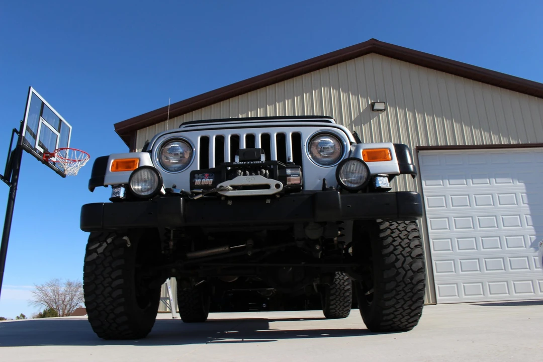 2004 Jeep TJ Wrangler - Image 19 of 31