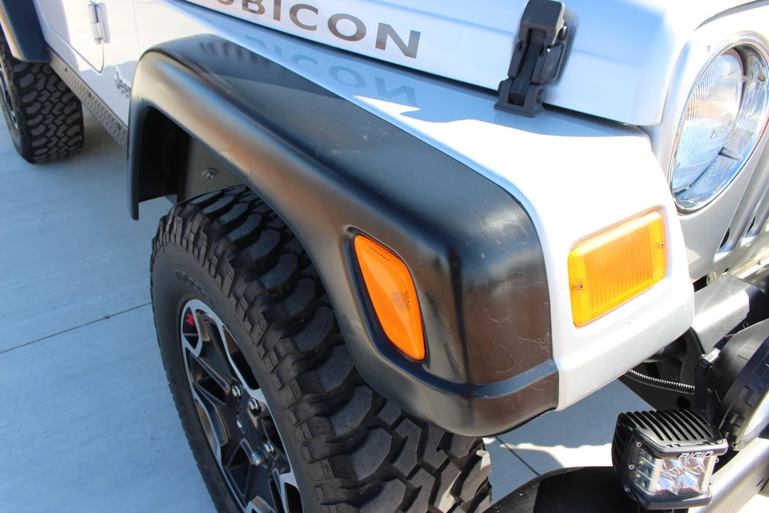 2004 Jeep TJ Wrangler - Image 28 of 31