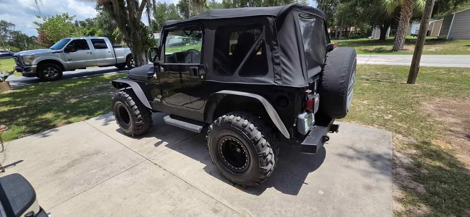 2004 Jeep TJ Wrangler - Image 10 of 13