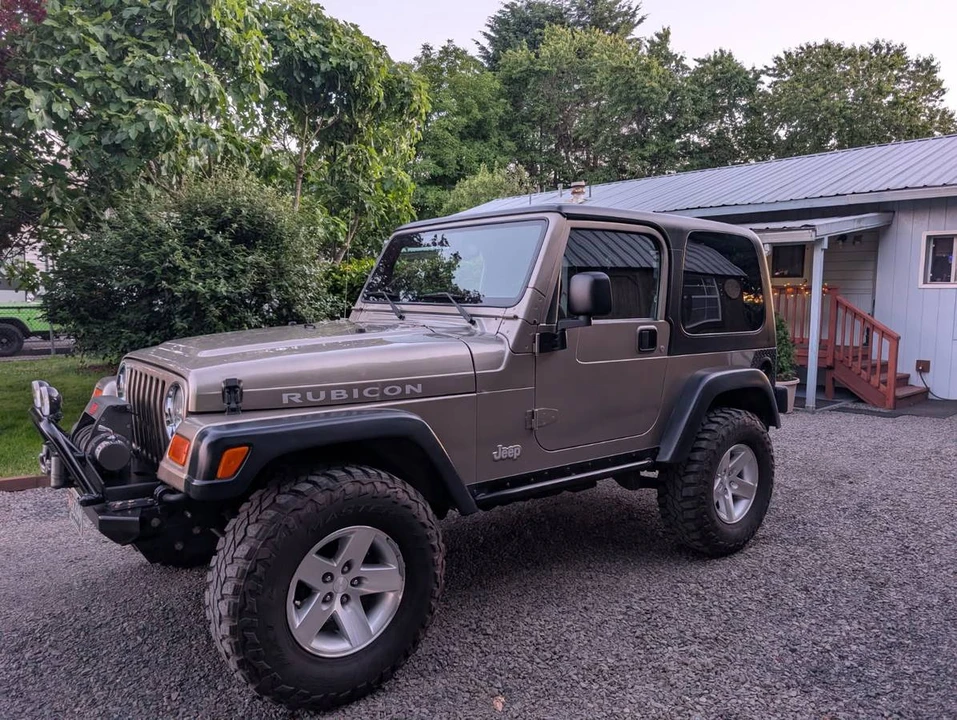 2004 Jeep TJ Wrangler - Image 2 of 11