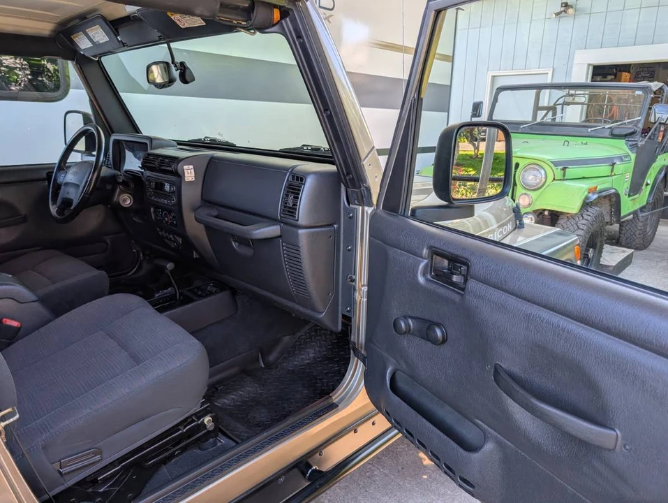 2004 Jeep TJ Wrangler - Image 9 of 11