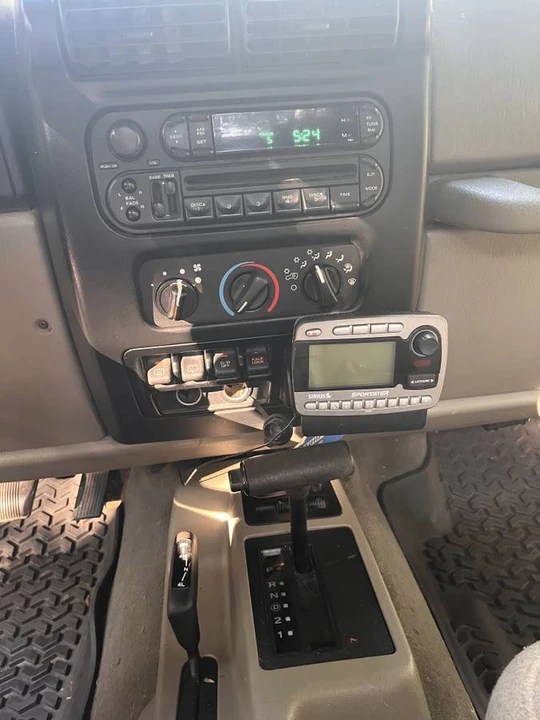 2004 Jeep TJ Wrangler - Image 13 of 16