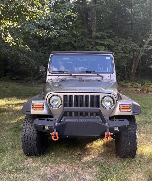 2004 Jeep TJ Wrangler - Image 2 of 16