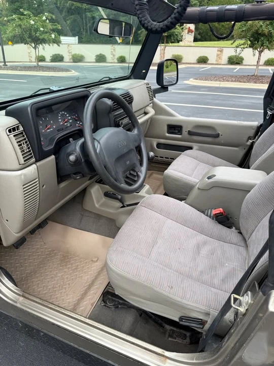 2004 Jeep TJ Wrangler - Image 10 of 17