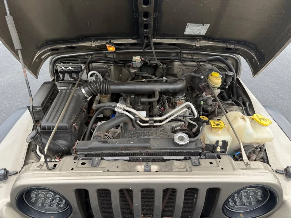2004 Jeep TJ Wrangler - Image 16 of 17