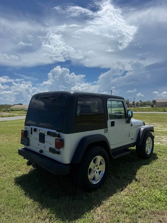 2004 Jeep TJ Wrangler - Image 3 of 12