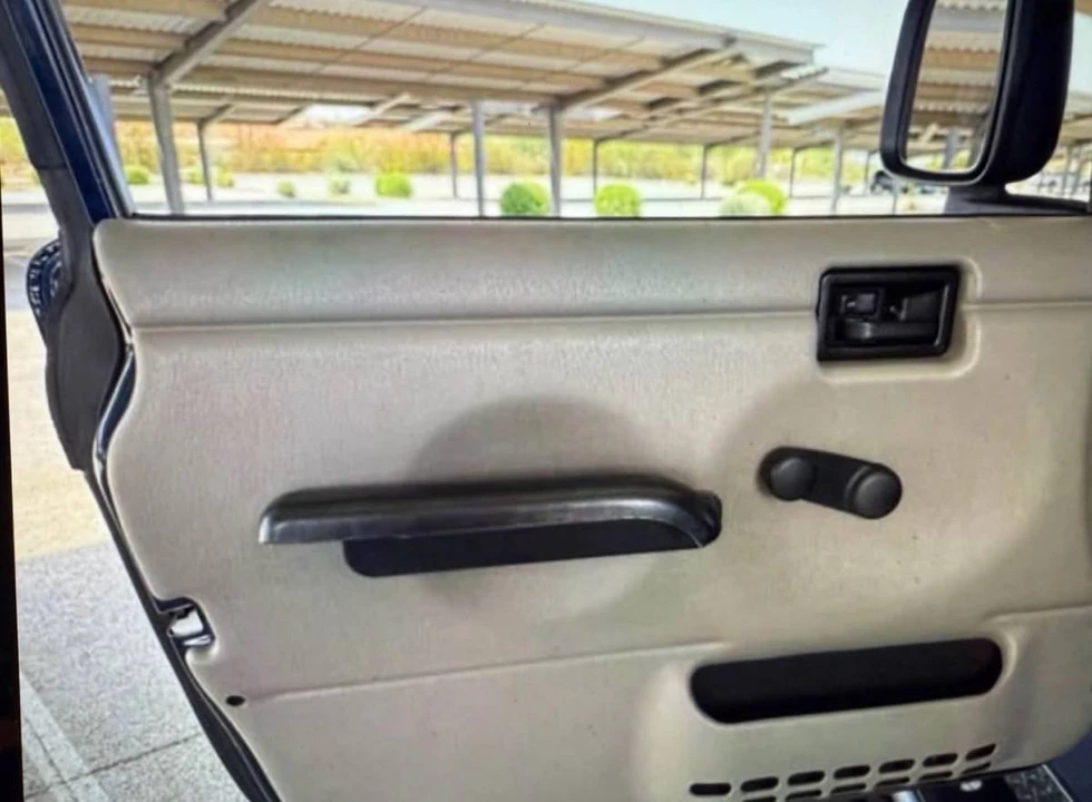 2004 Jeep TJ Wrangler - Image 8 of 10