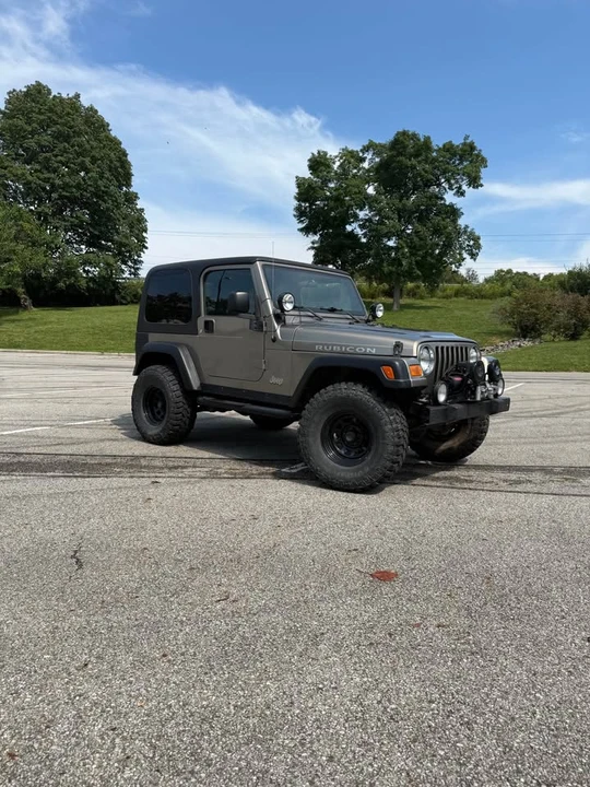 2004 Jeep TJ Wrangler - Image 2 of 17