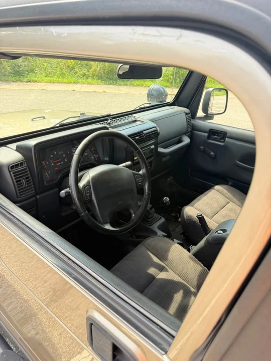 2004 Jeep TJ Wrangler - Image 6 of 17