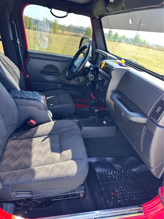 2004 Jeep TJ Wrangler - Image 7 of 10