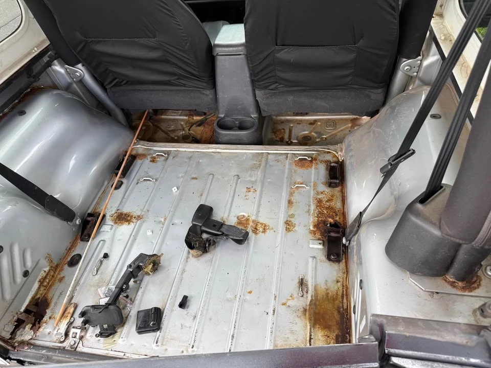 2004 Jeep TJ Wrangler - Image 9 of 11