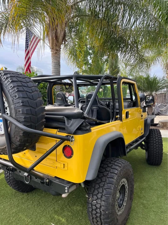 2004 Jeep TJ Wrangler - Image 2 of 10