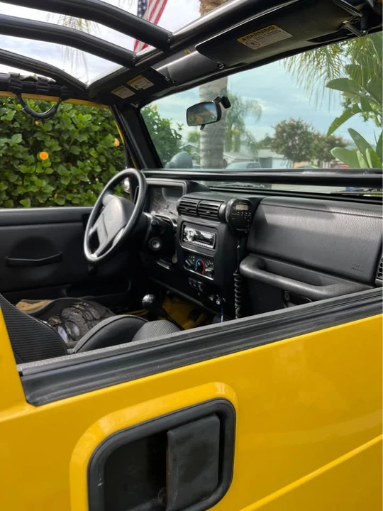 2004 Jeep TJ Wrangler - Image 3 of 10