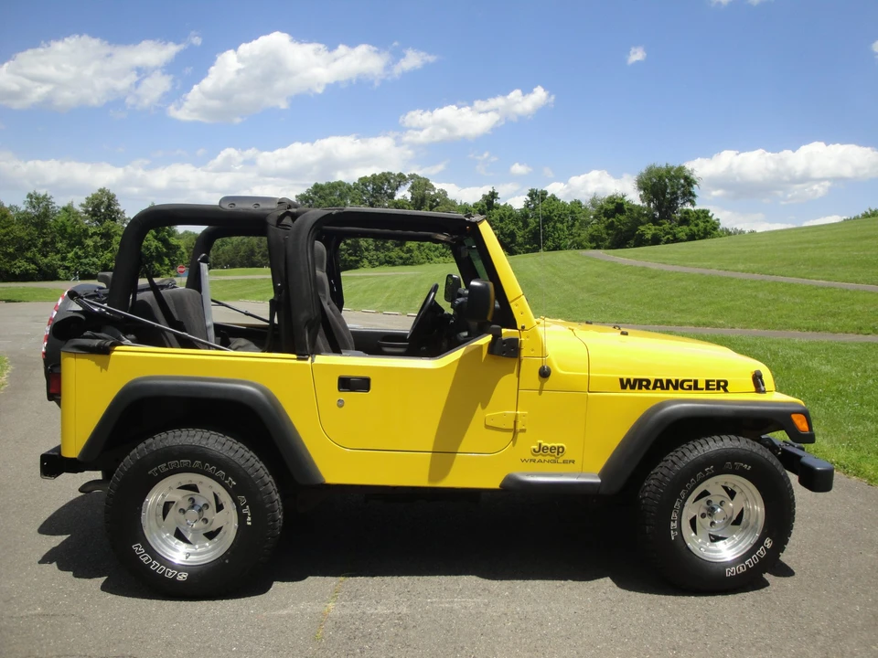 2004 Jeep TJ Wrangler - Image 19 of 31