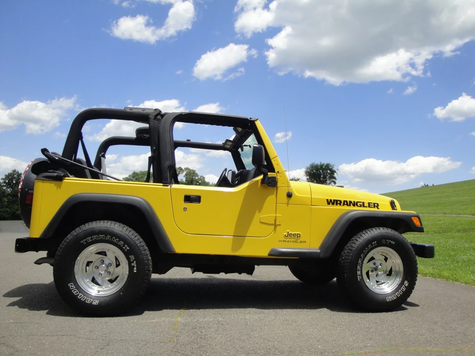 2004 Jeep TJ Wrangler - Image 17 of 31