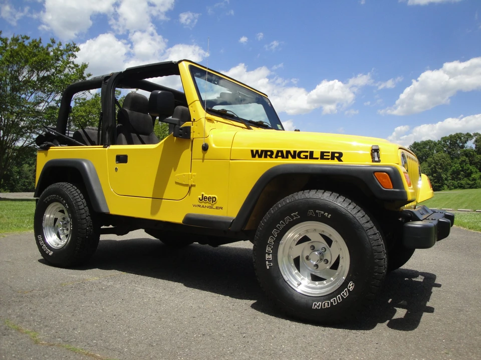 2004 Jeep TJ Wrangler - Image 2 of 31