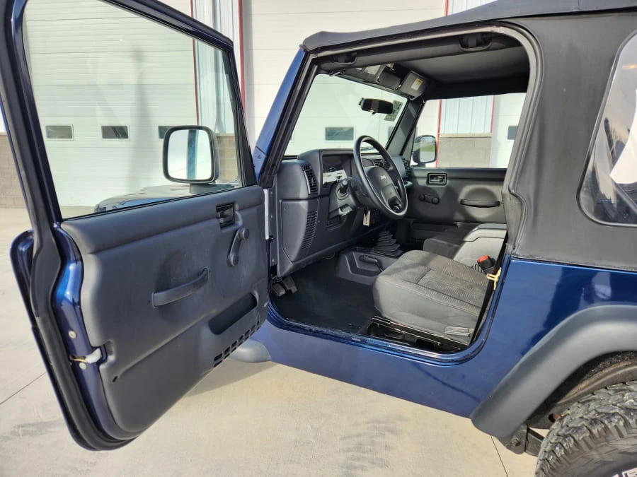 2004 Jeep TJ Wrangler - Image 5 of 12