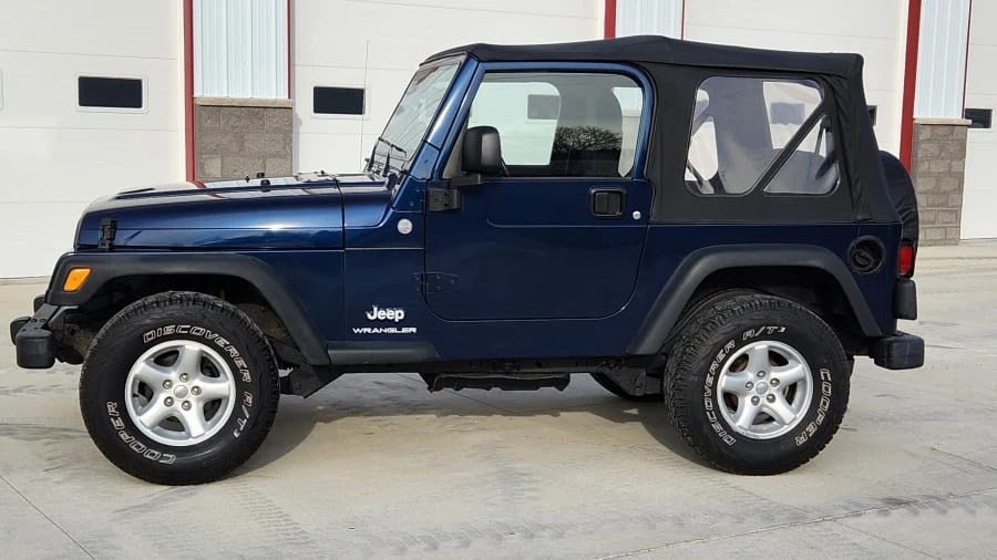 2004 Jeep TJ Wrangler - Image 2 of 12