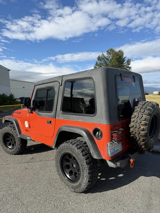 2004 Jeep TJ Wrangler - Image 5 of 12