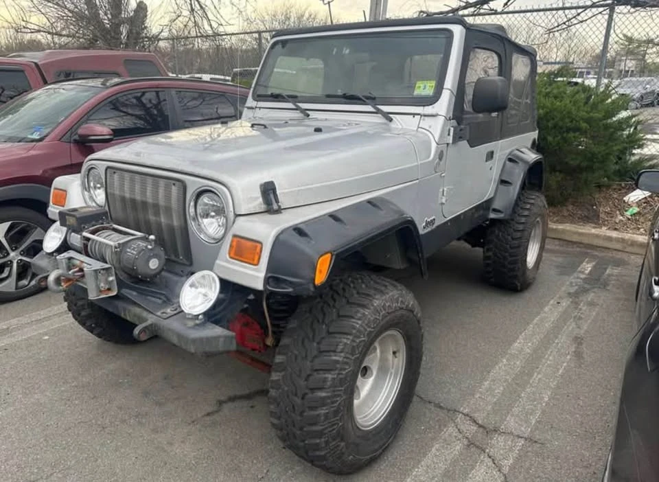 2004 Jeep TJ Wrangler - Image 14 of 18