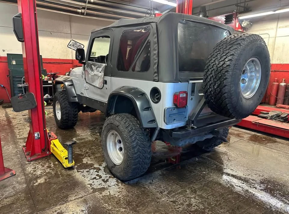 2004 Jeep TJ Wrangler - Image 3 of 18