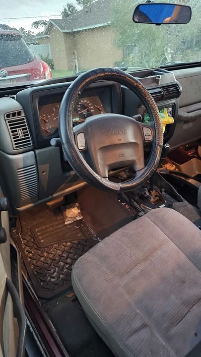 2004 Jeep TJ Wrangler - Image 15 of 20