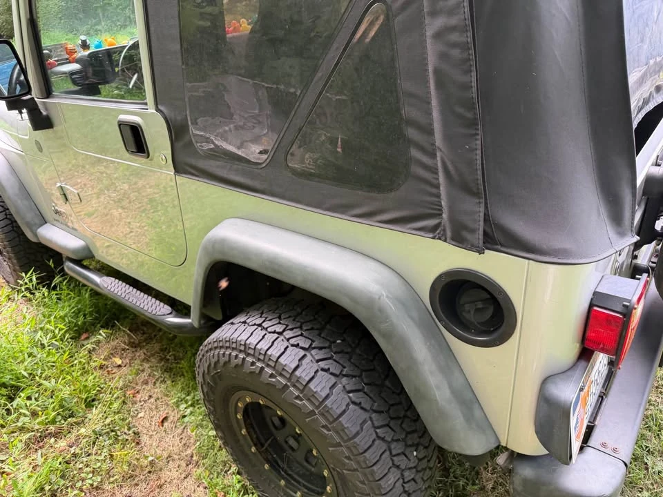 2004 Jeep TJ Wrangler - Image 2 of 8